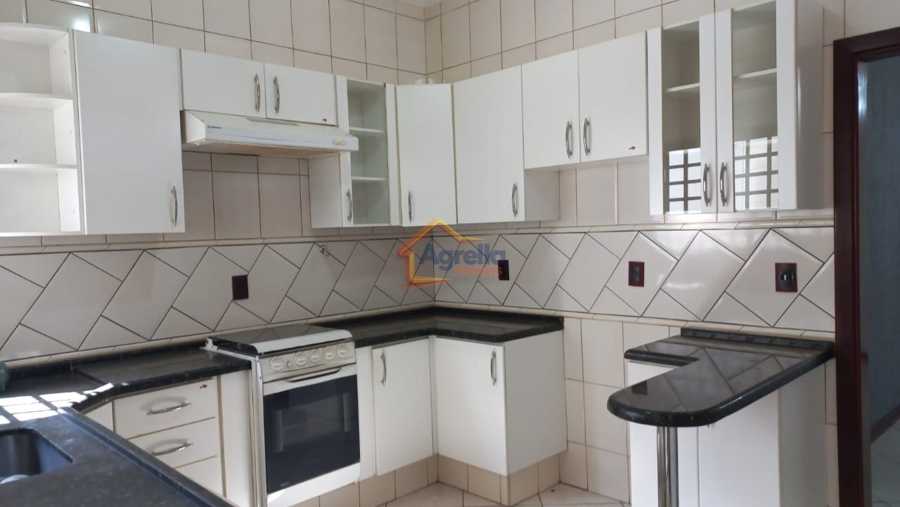 Casa, 3 quartos, 148 m² - Foto 5