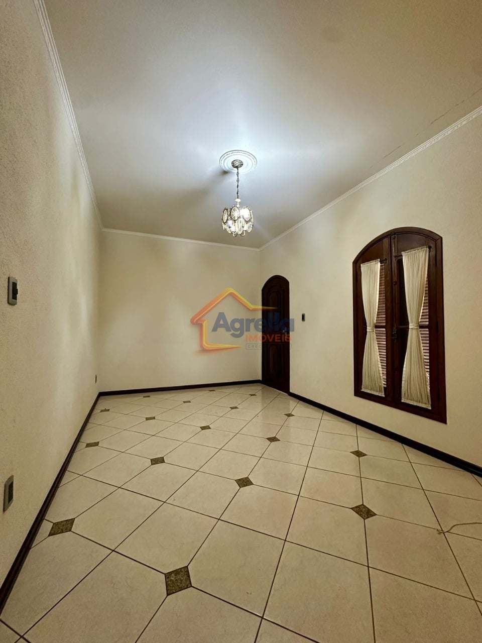 Casa, 2 quartos, 200 m² - Foto 2