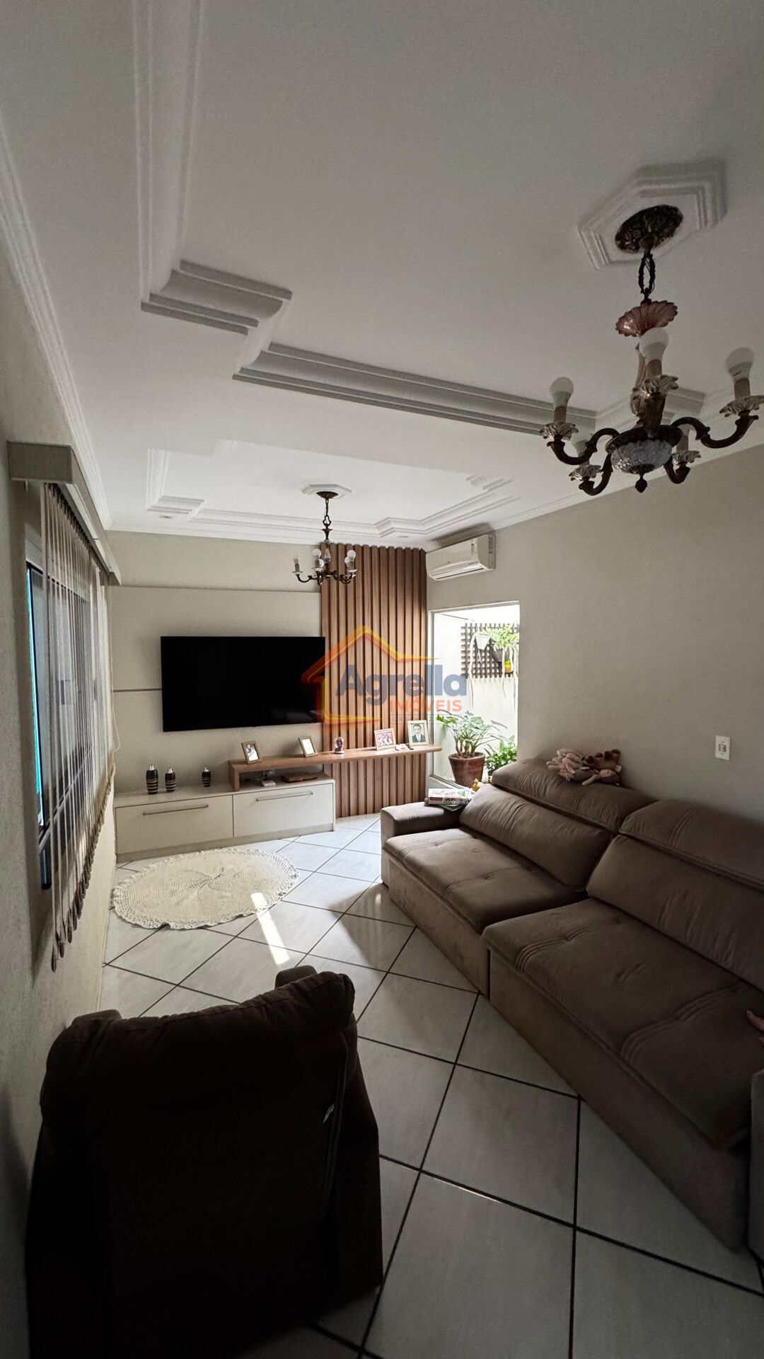 Casa, 3 quartos, 180 m² - Foto 1