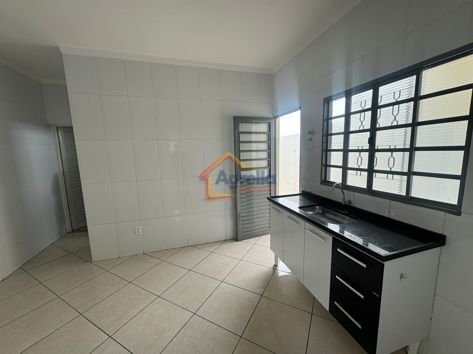 Casa, 1 quarto, 170 m² - Foto 9