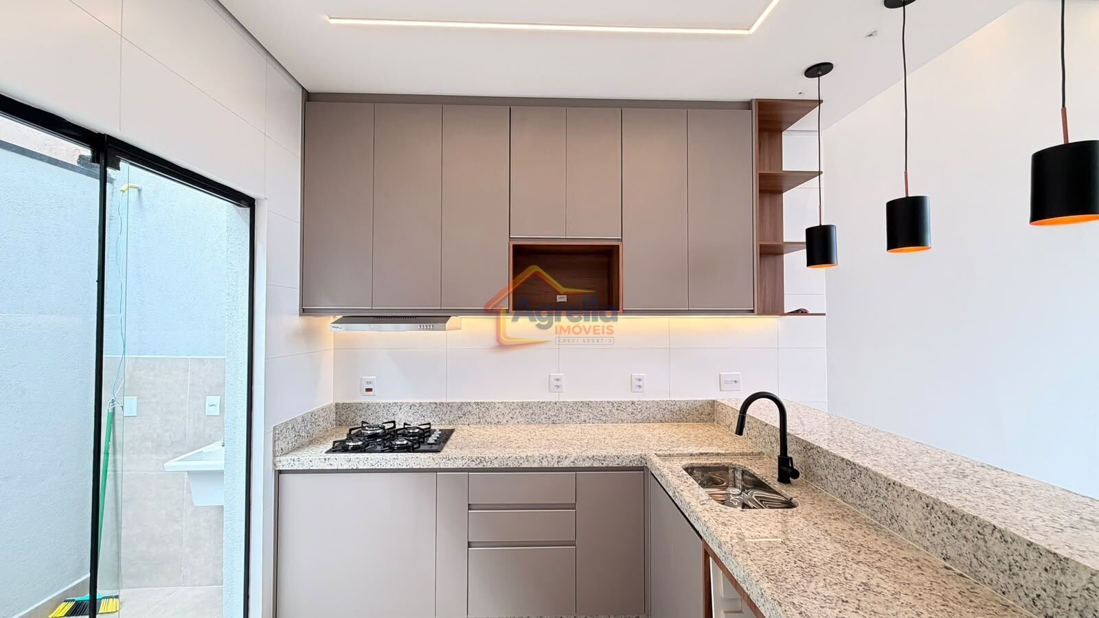 Casa, 3 quartos, 80 m² - Foto 2
