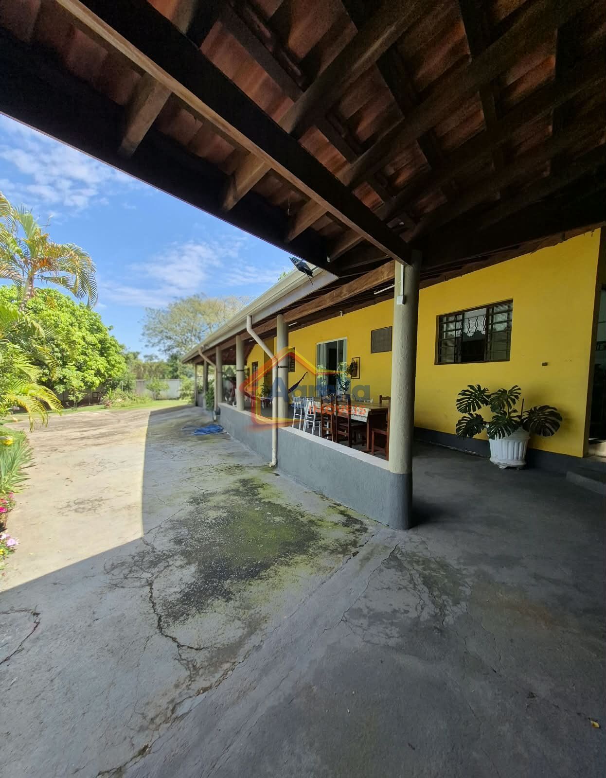 Chácara, 3 quartos, 1000 m² - Foto 1