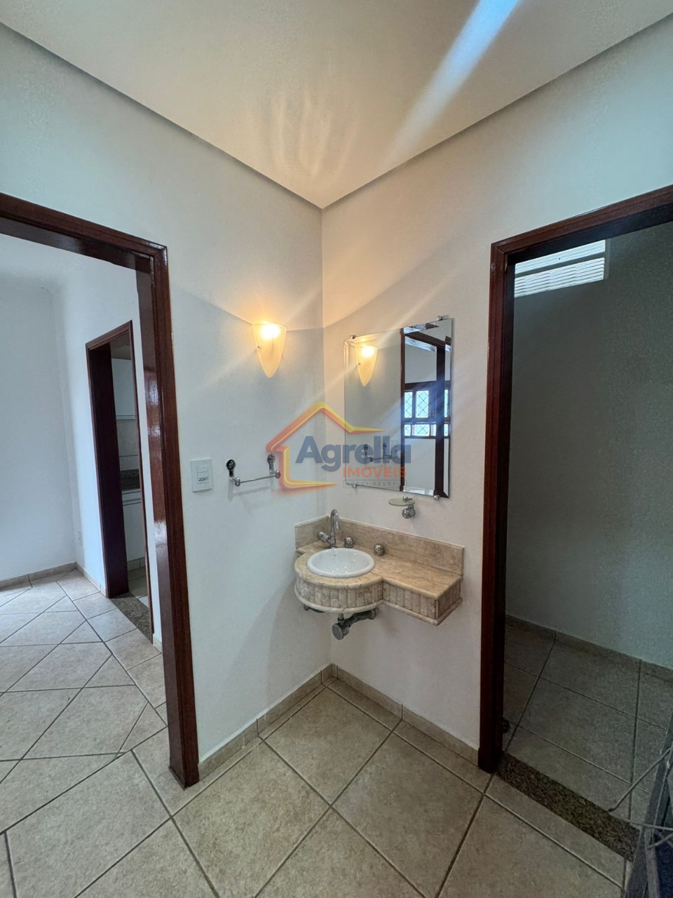 Casa, 3 quartos, 240 m² - Foto 13