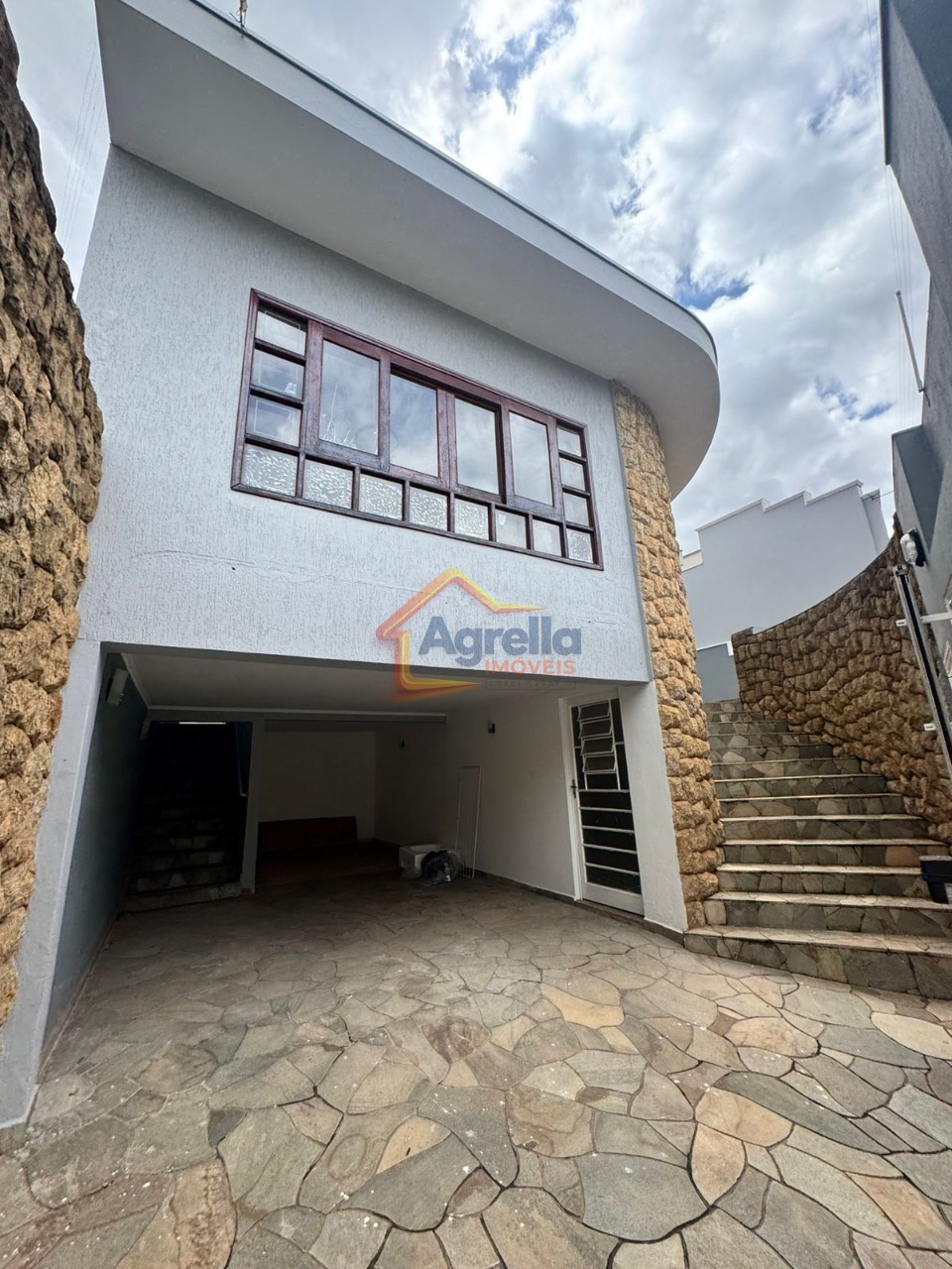 Casa, 3 quartos, 240 m² - Foto 1