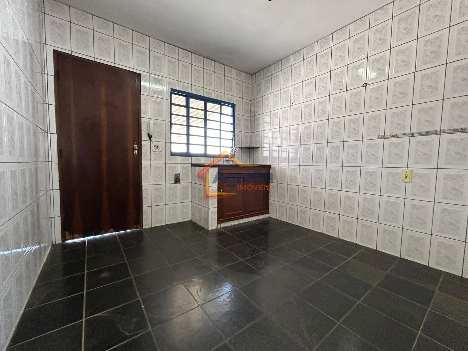 Casa, 2 quartos, 168 m² - Foto 2