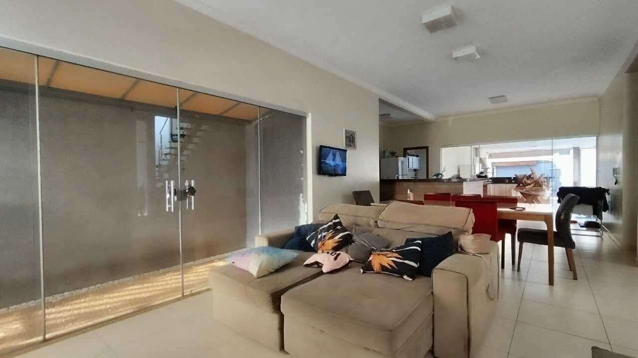 Sobrado, 4 quartos, 241 m² - Foto 6
