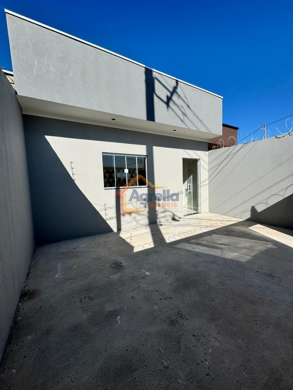 Casa, 2 quartos, 71 m² - Foto 1