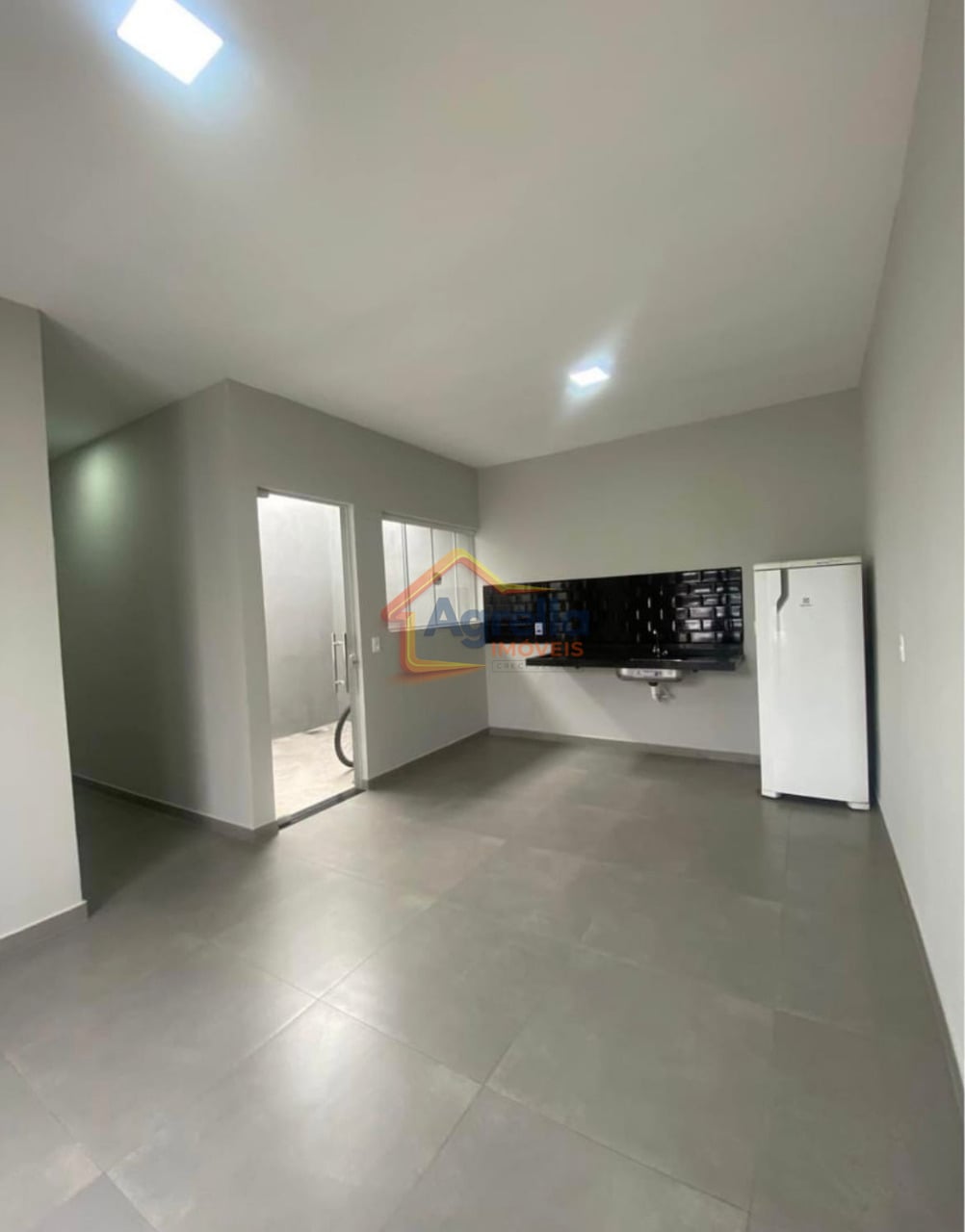 Casa, 2 quartos, 50 m² - Foto 1