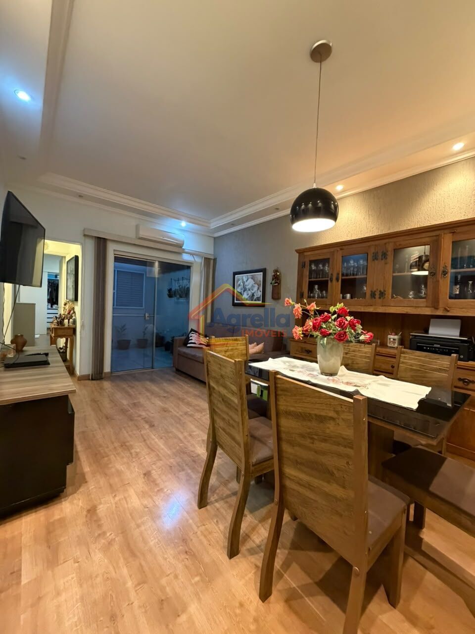 Casa, 3 quartos, 176 m² - Foto 1