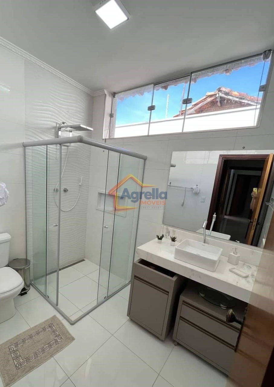 Casa, 3 quartos, 252 m² - Foto 17