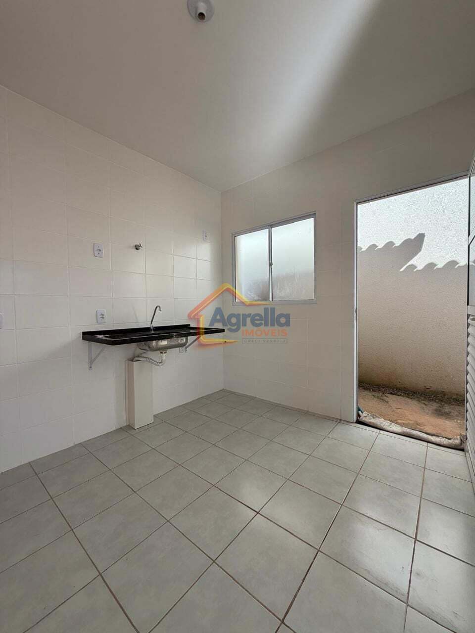 Casa, 2 quartos, 60 m² - Foto 4