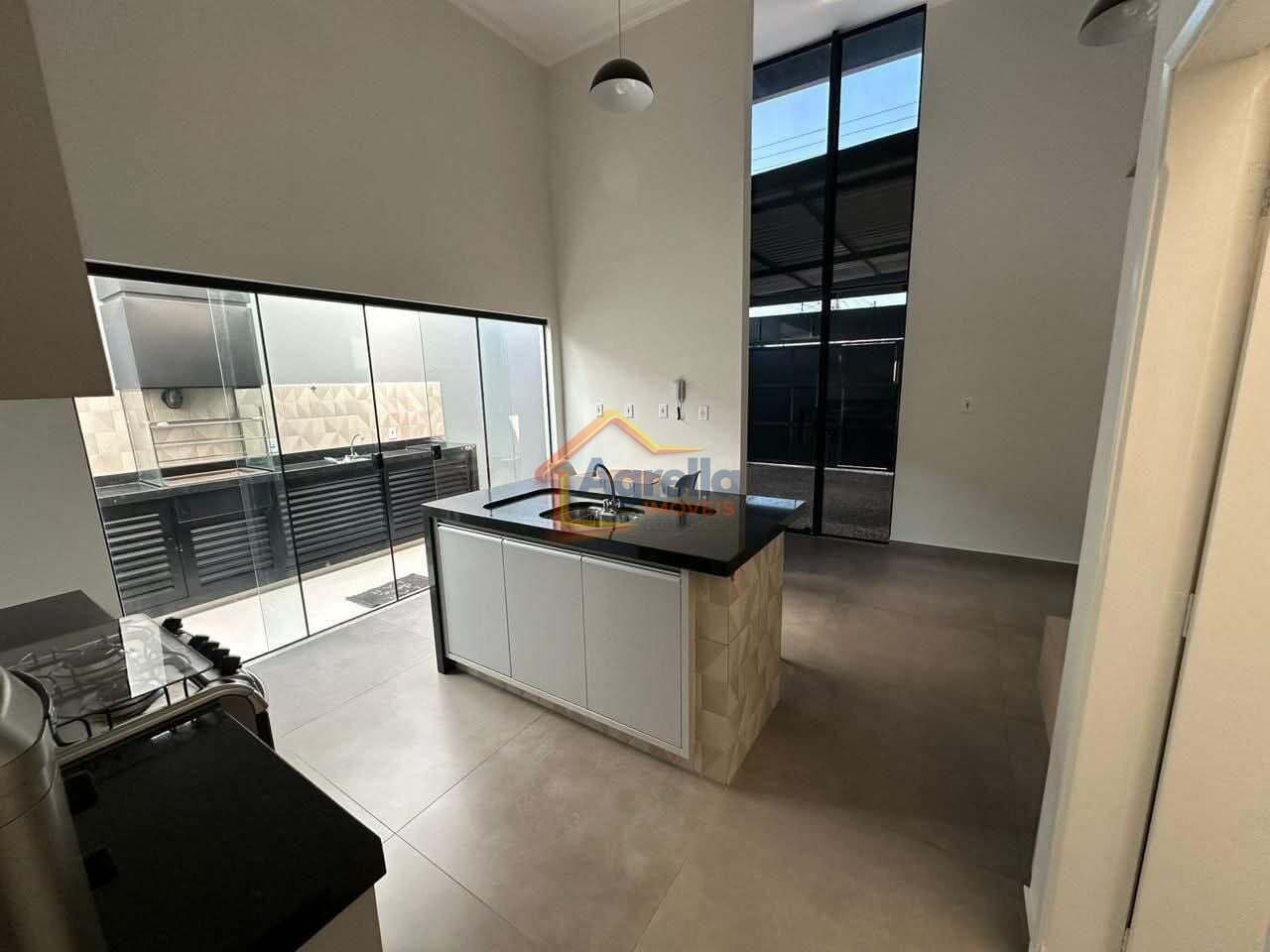 Casa, 2 quartos, 107 m² - Foto 2