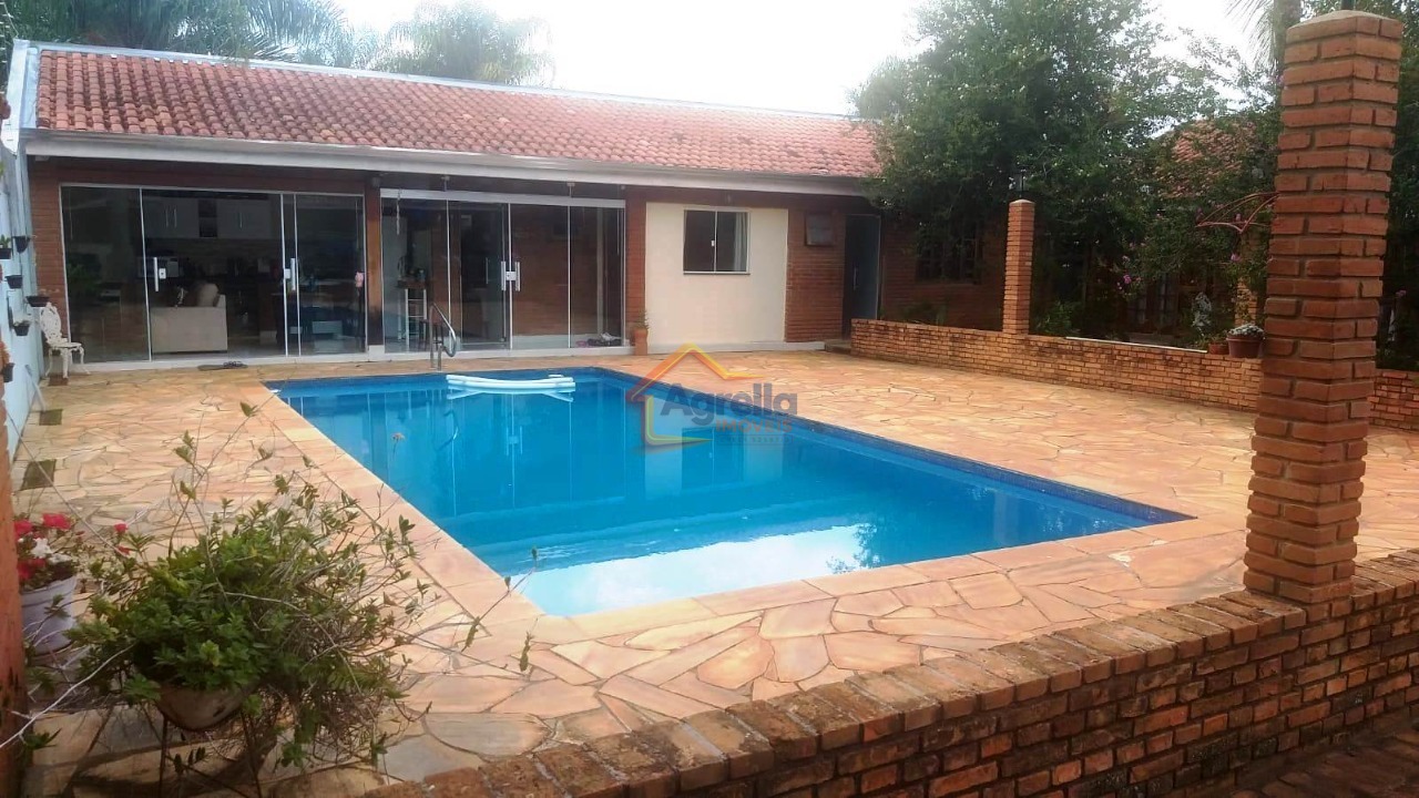 Sítio, 4 quartos, 317 m² - Foto 2