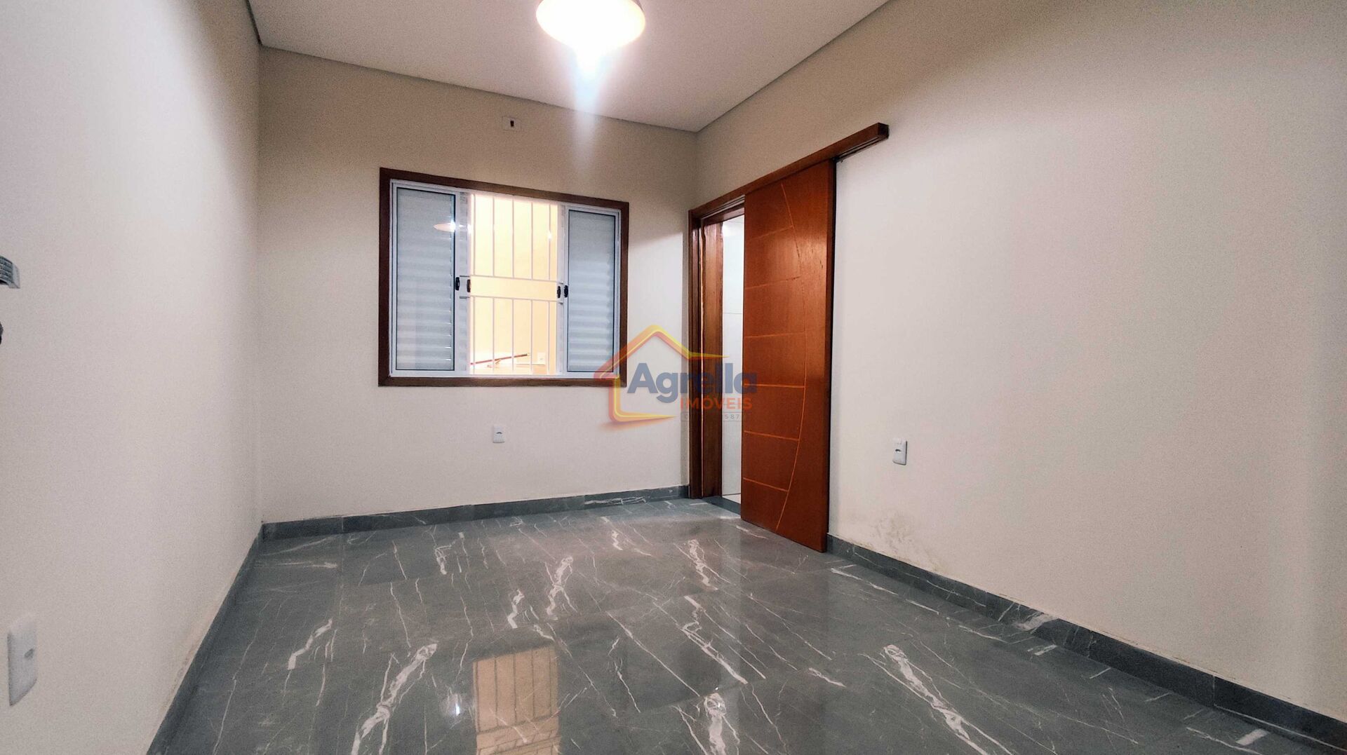 Casa, 2 quartos, 189 m² - Foto 14