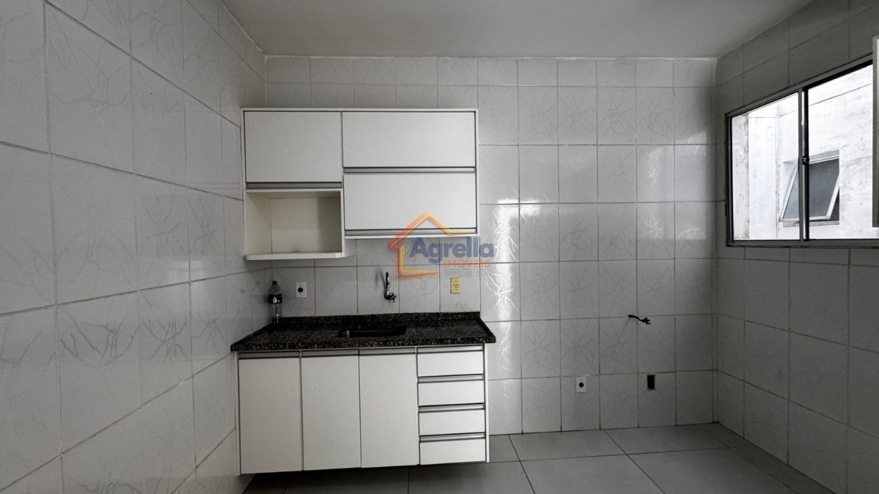 Apartamento, 3 quartos, 75 m² - Foto 2