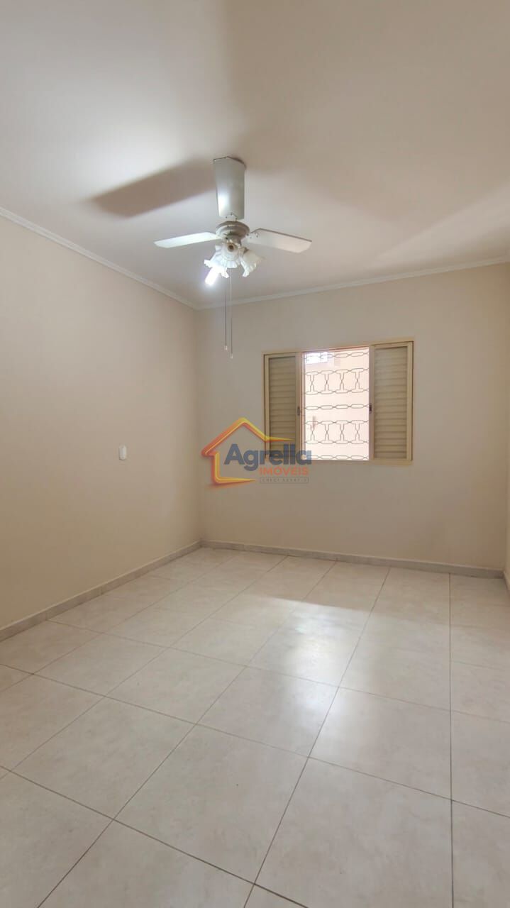 Casa, 3 quartos, 156 m² - Foto 6