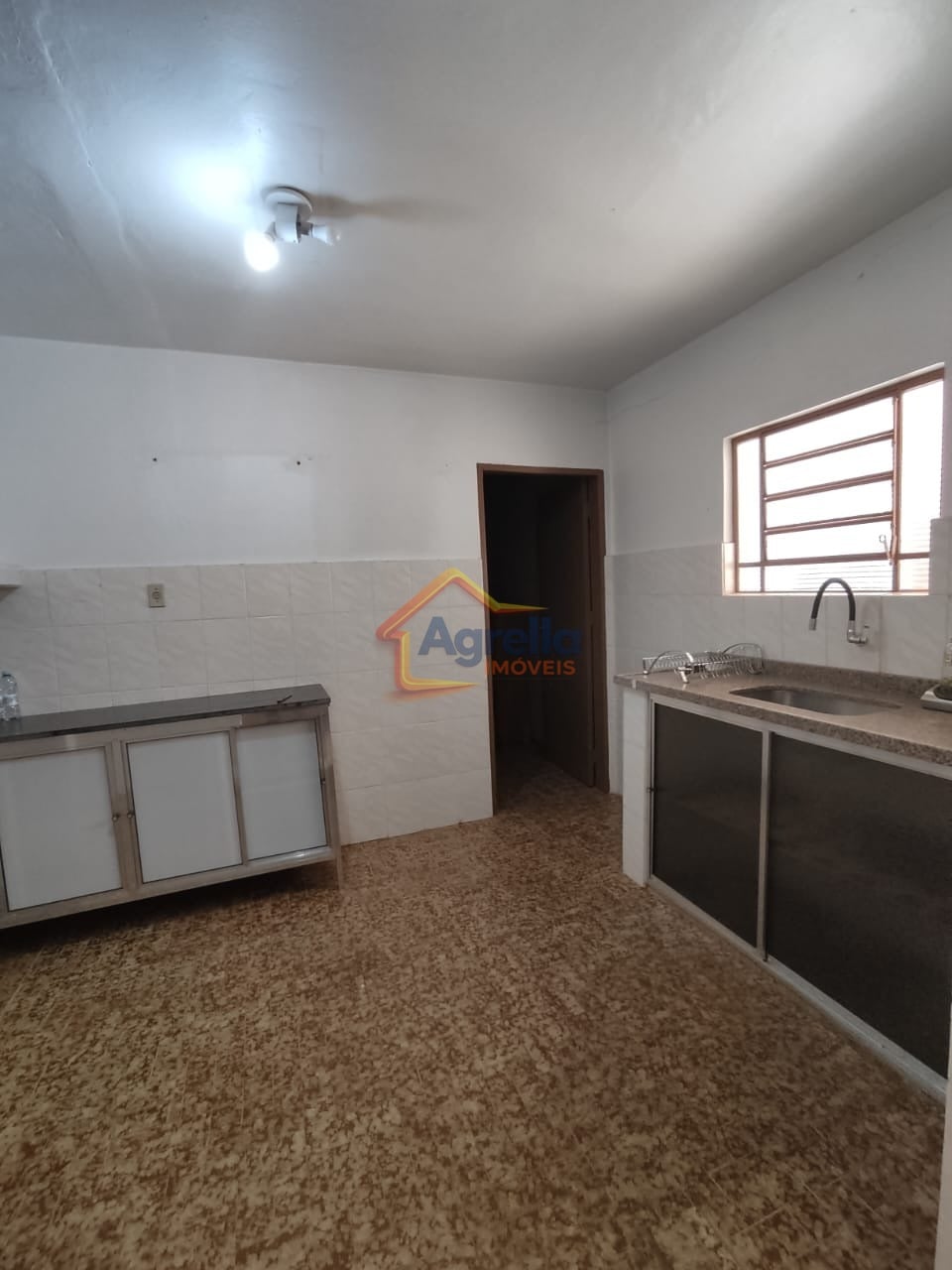 Sítio, 3 quartos, 219 m² - Foto 2