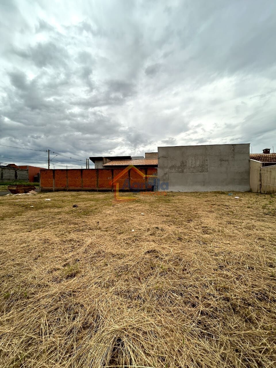 Terreno, 300 m² - Foto 1