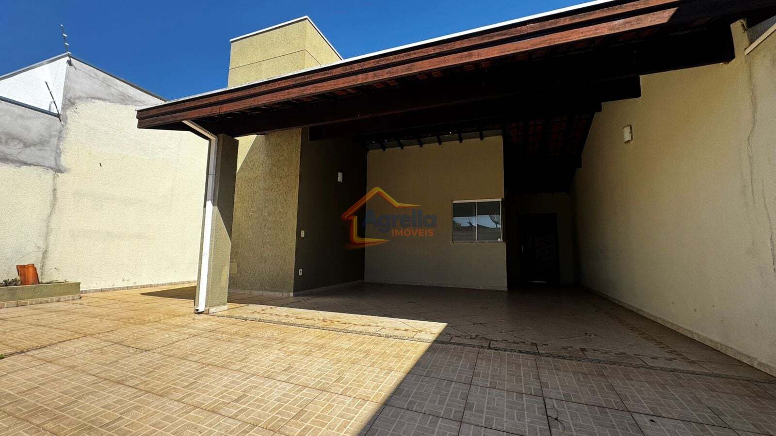 Casa, 3 quartos, 253 m² - Foto 1