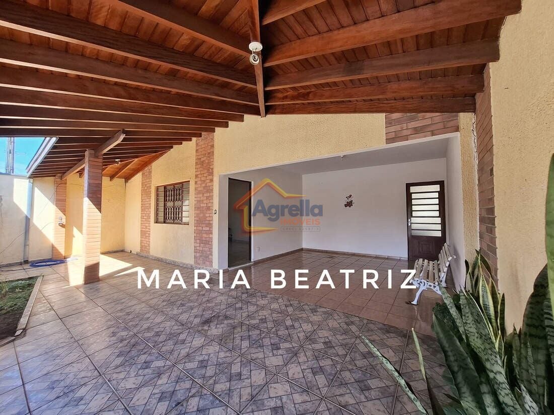 Casa, 3 quartos, 223 m² - Foto 1