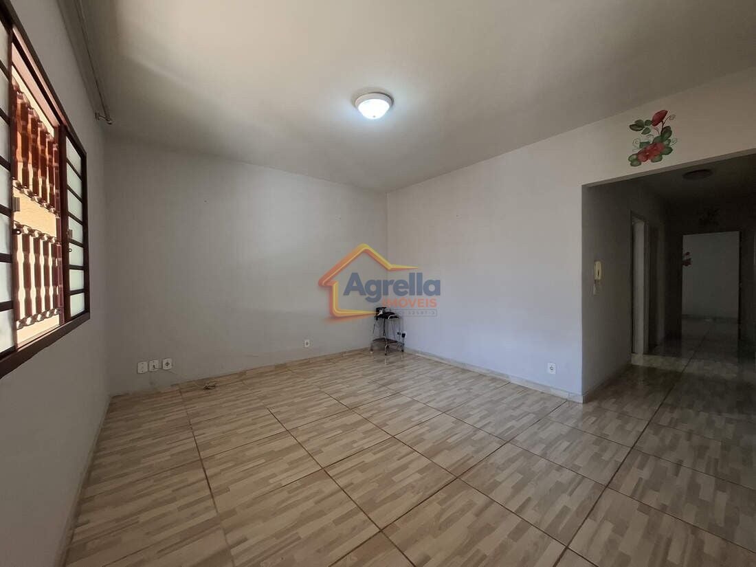 Casa, 3 quartos, 223 m² - Foto 6
