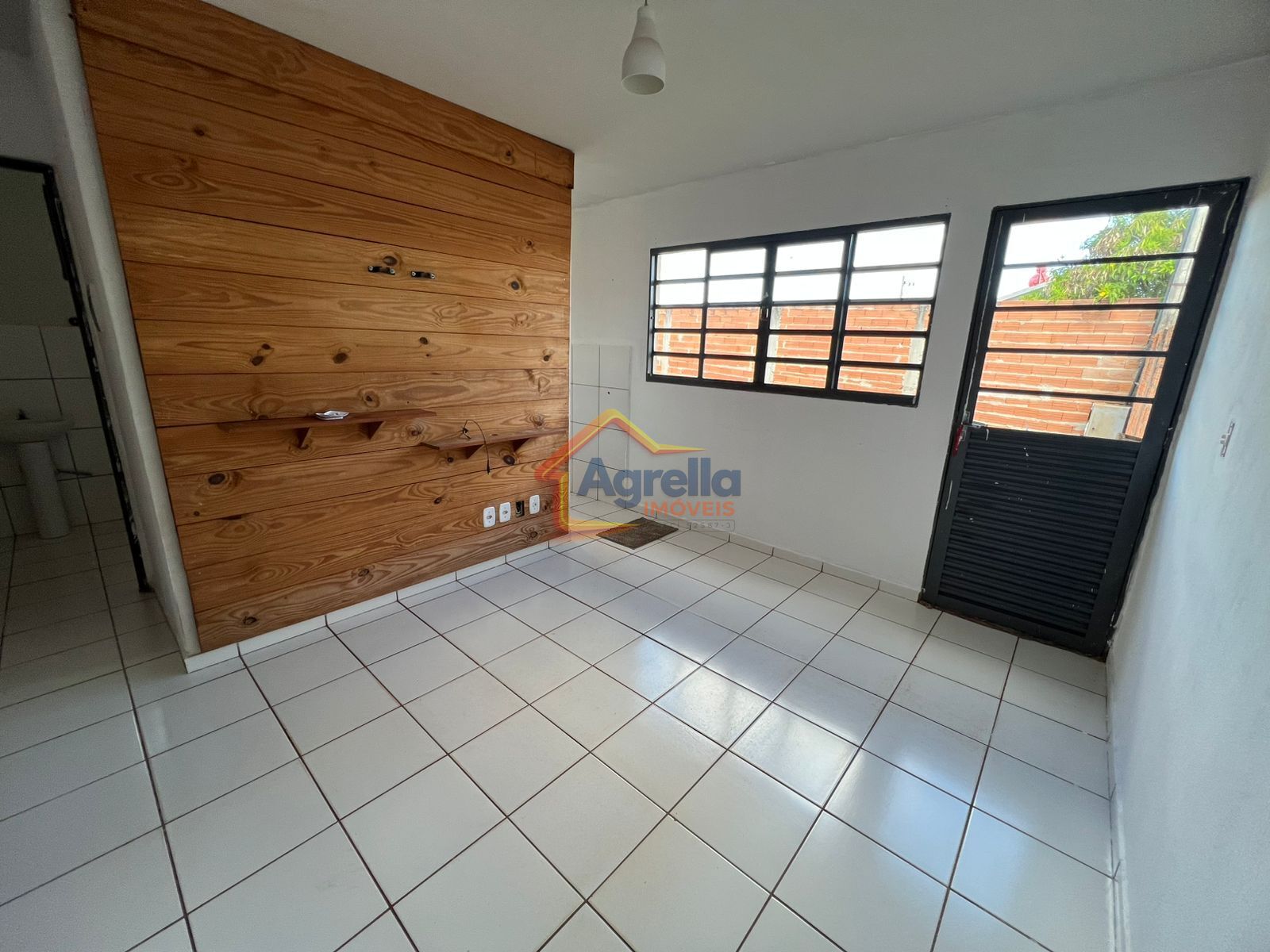 Casa, 2 quartos, 305 m² - Foto 2