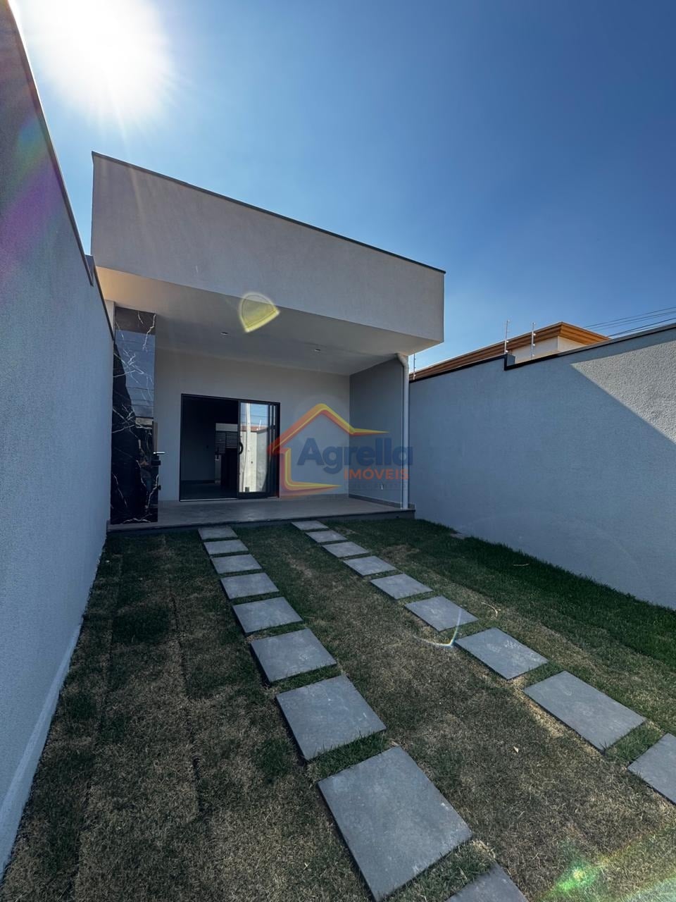 Casa, 2 quartos, 74 m² - Foto 1