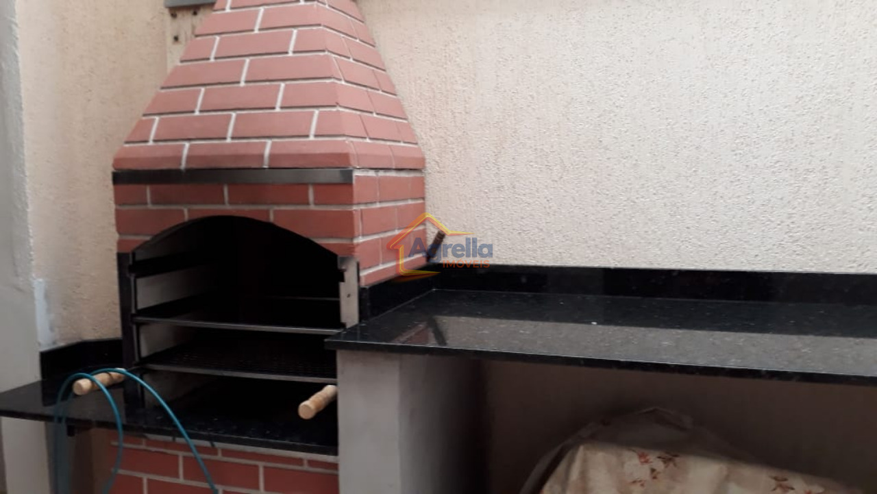 Casa, 4 quartos, 246 m² - Foto 1