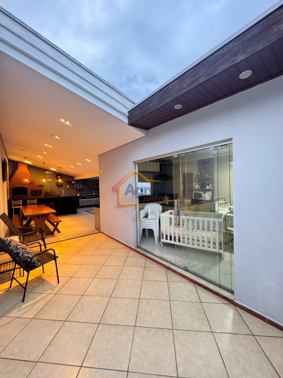 Casa, 3 quartos, 169 m² - Foto 2