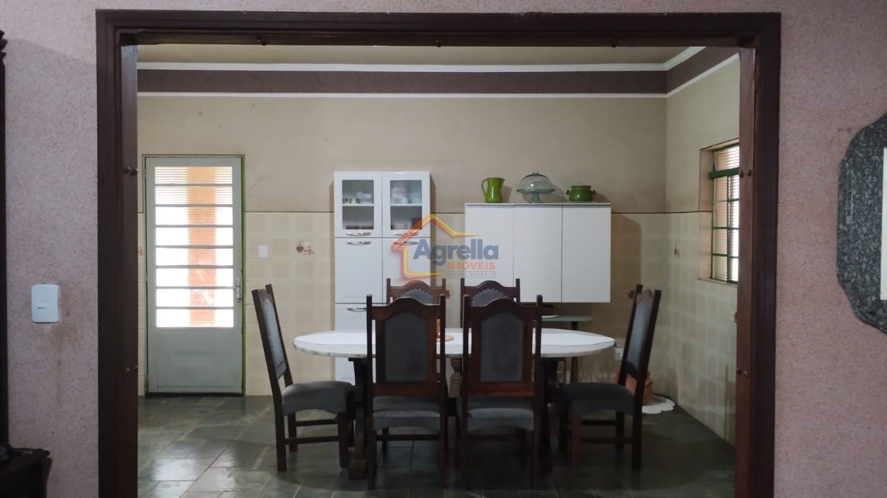 Chácara, 3 quartos, 320 m² - Foto 13