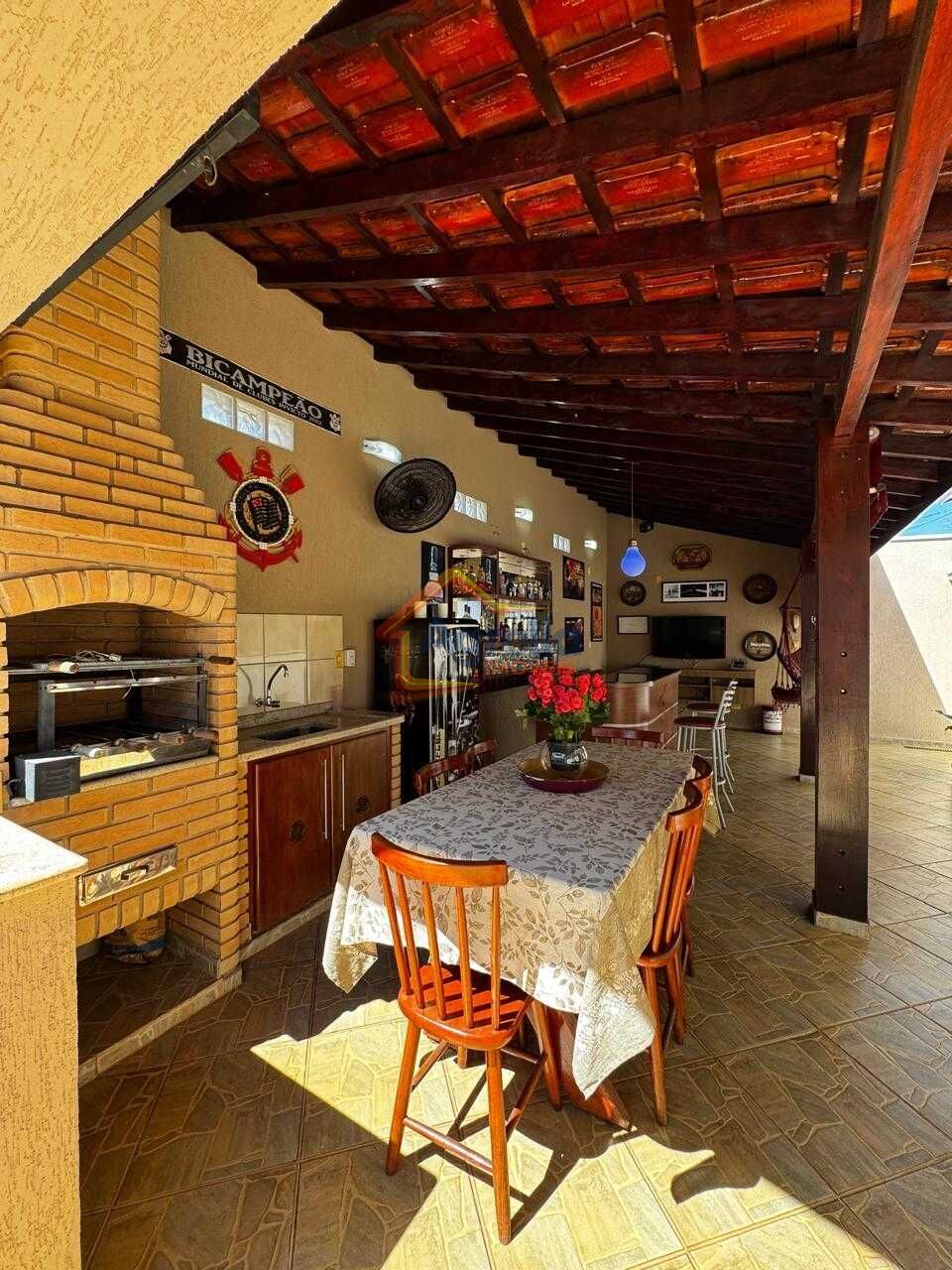 Casa, 3 quartos, 360 m² - Foto 2