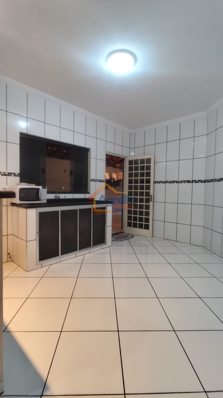 Casa, 3 quartos, 240 m² - Foto 11