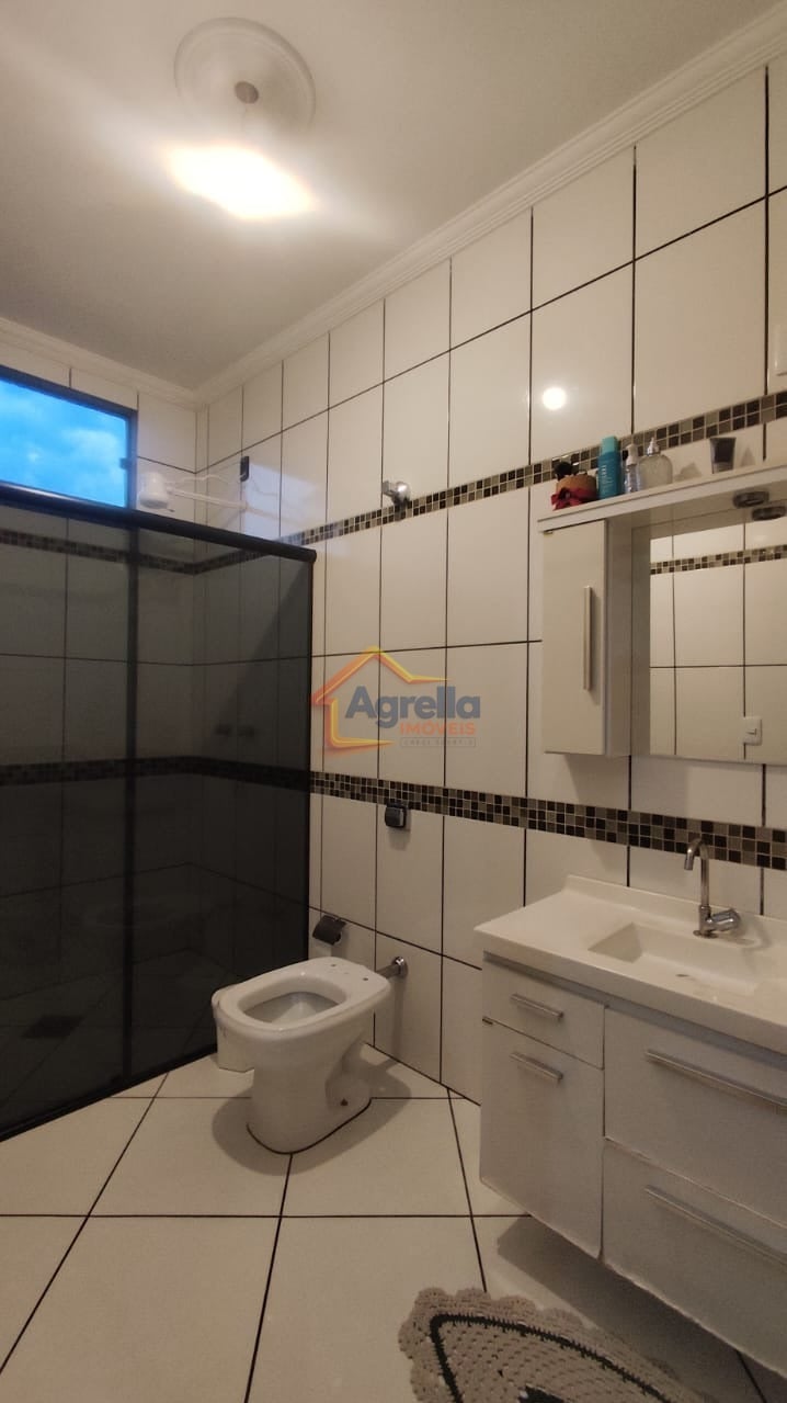 Casa, 3 quartos, 240 m² - Foto 7
