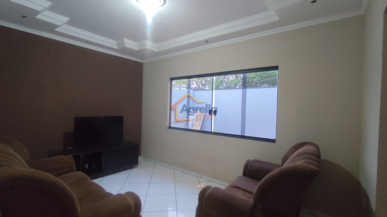 Casa, 3 quartos, 240 m² - Foto 3