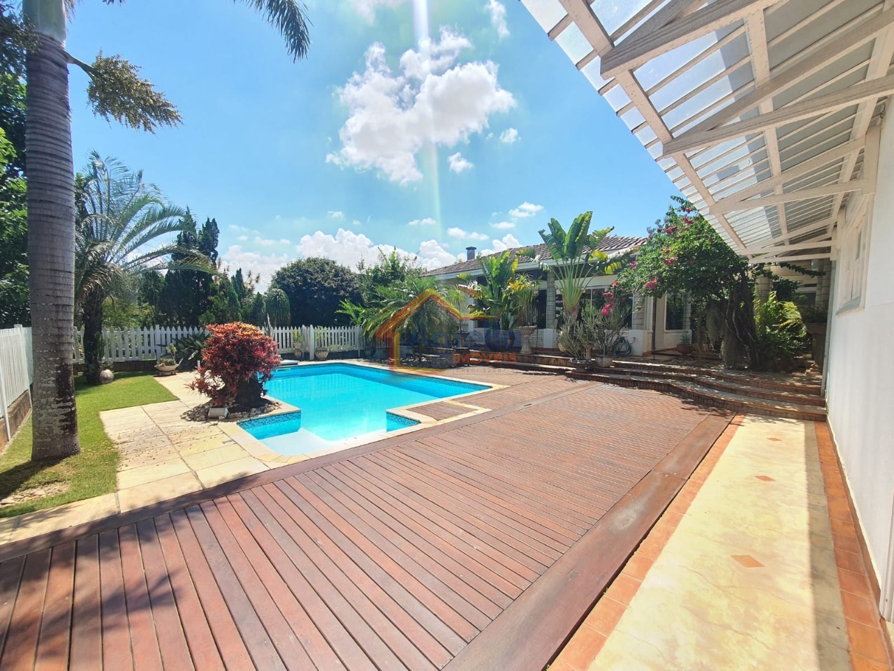 Sítio, 4 quartos, 380 m² - Foto 1