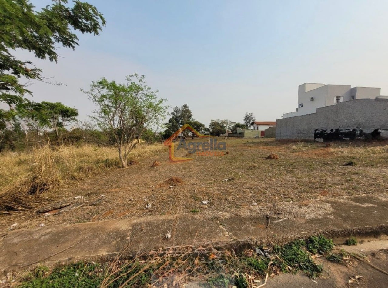 Terreno, 328 m² - Foto 1