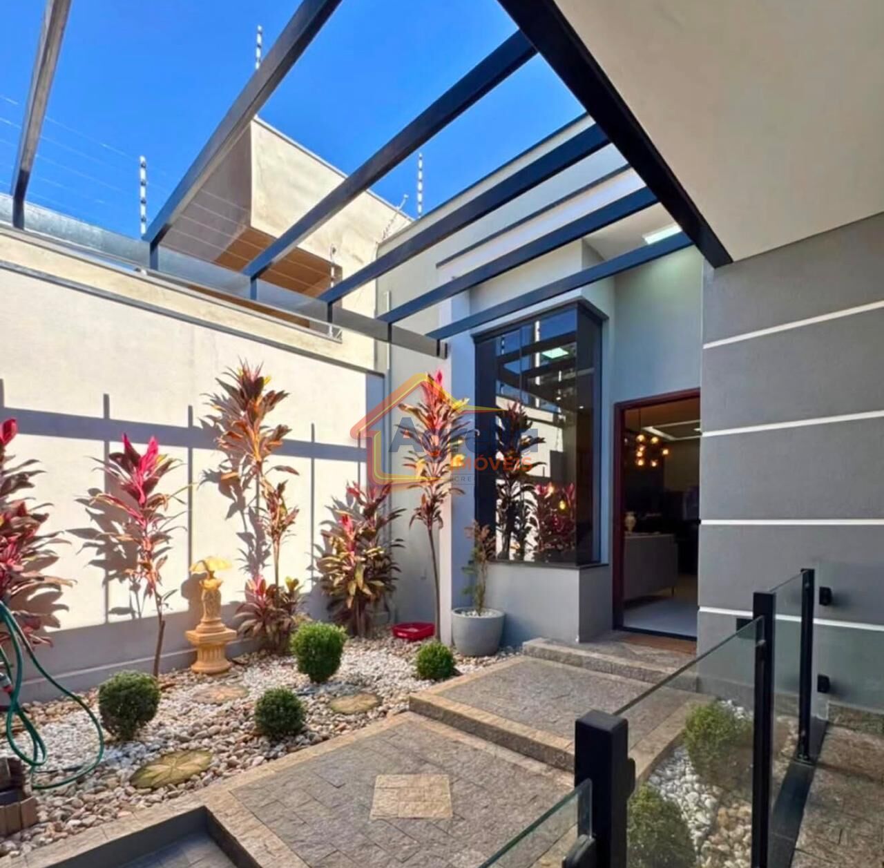 Casa, 3 quartos, 142 m² - Foto 1