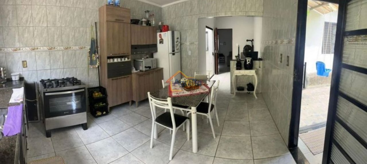 Casa, 3 quartos, 165 m² - Foto 2