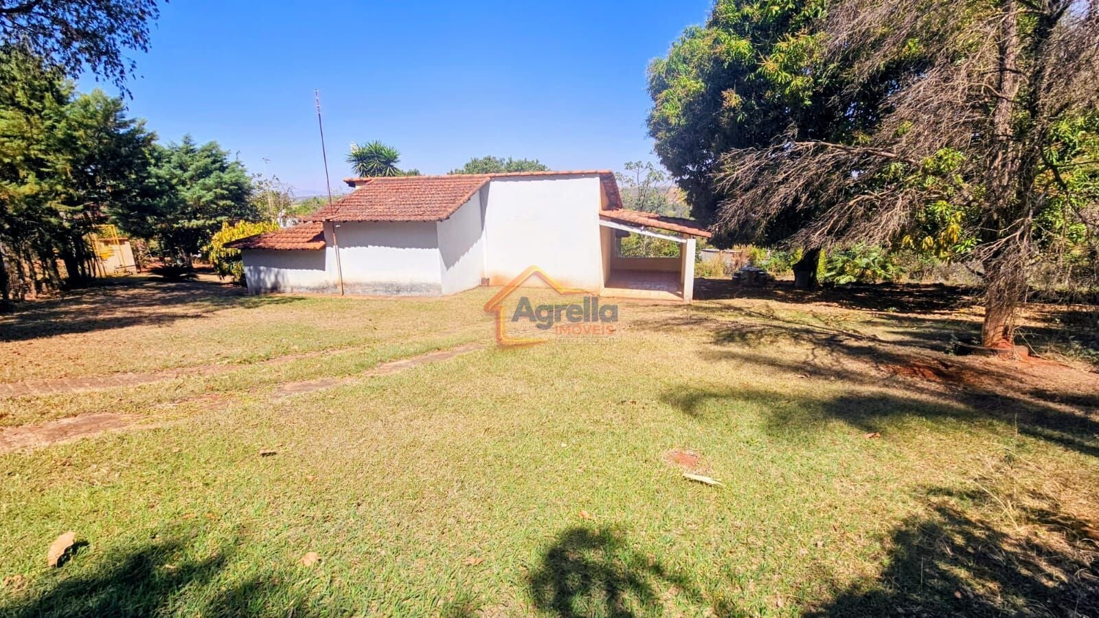 Sítio, 2 quartos, 1500 m² - Foto 2