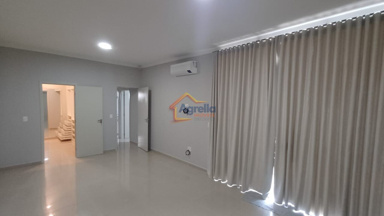 Casa, 3 quartos, 182 m² - Foto 8
