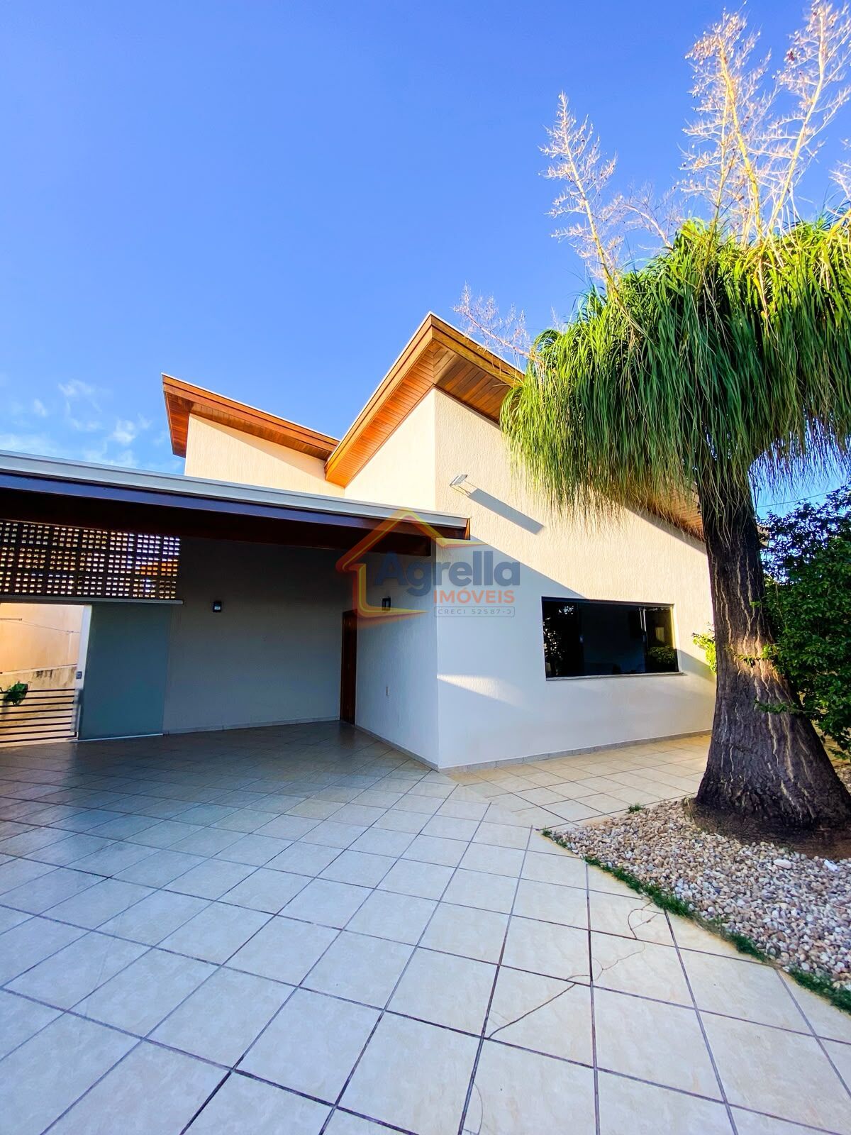 Casa, 3 quartos, 213 m² - Foto 1