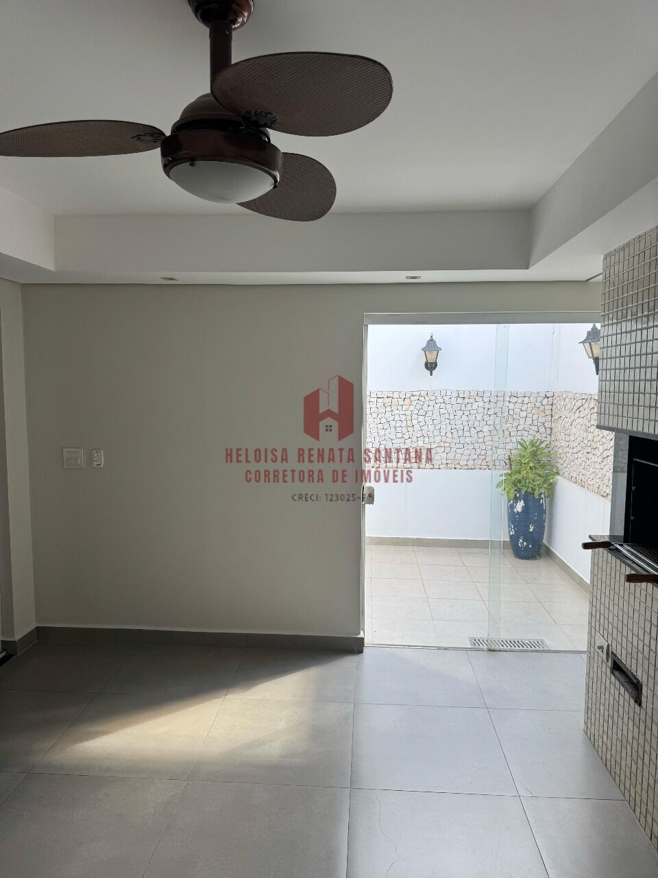 Casa de Condomínio com 3 quartos à venda, 130m² — foto 9 de 22