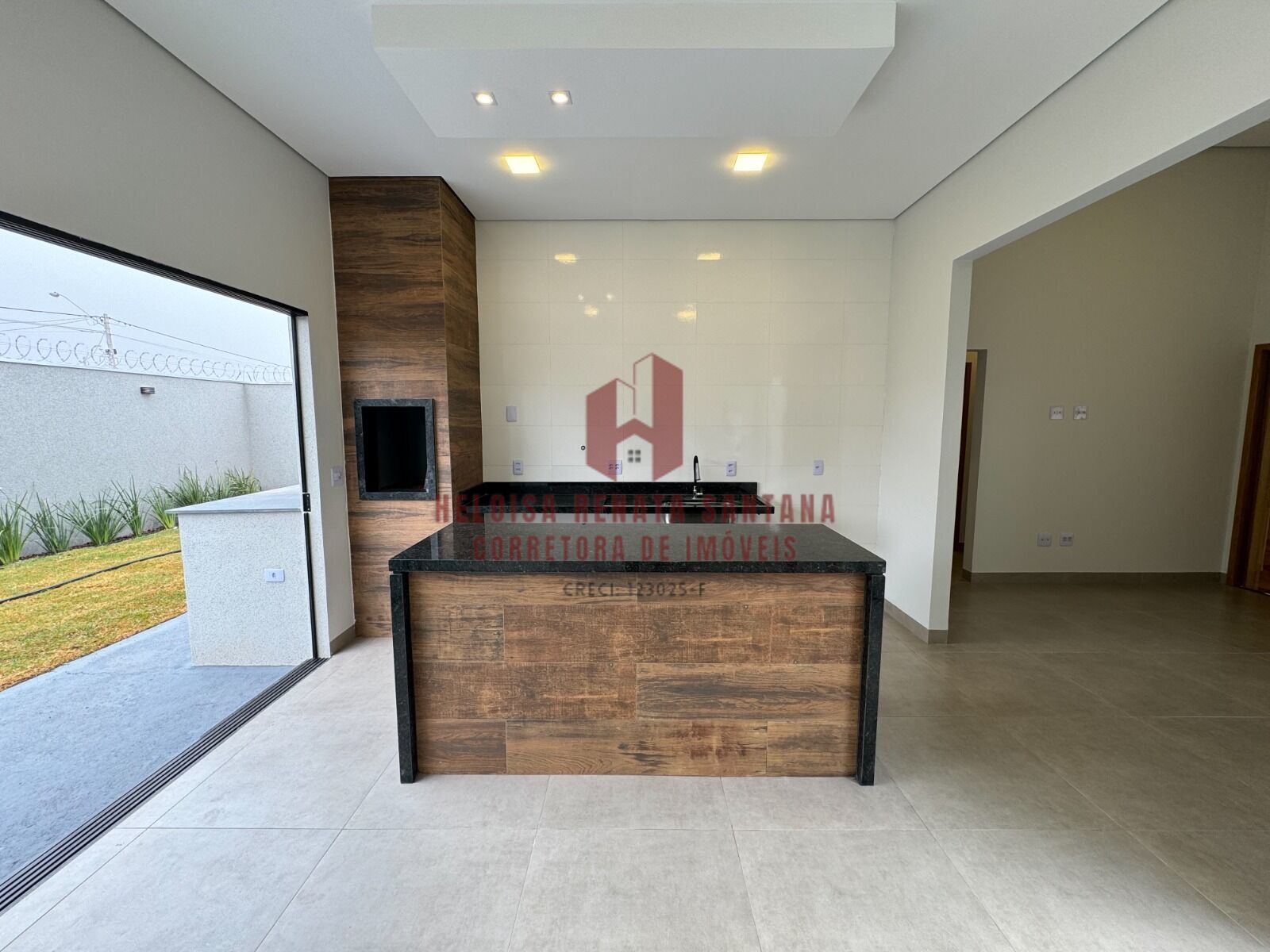 Casa com 3 quartos à venda, 100m² — foto 6 de 17
