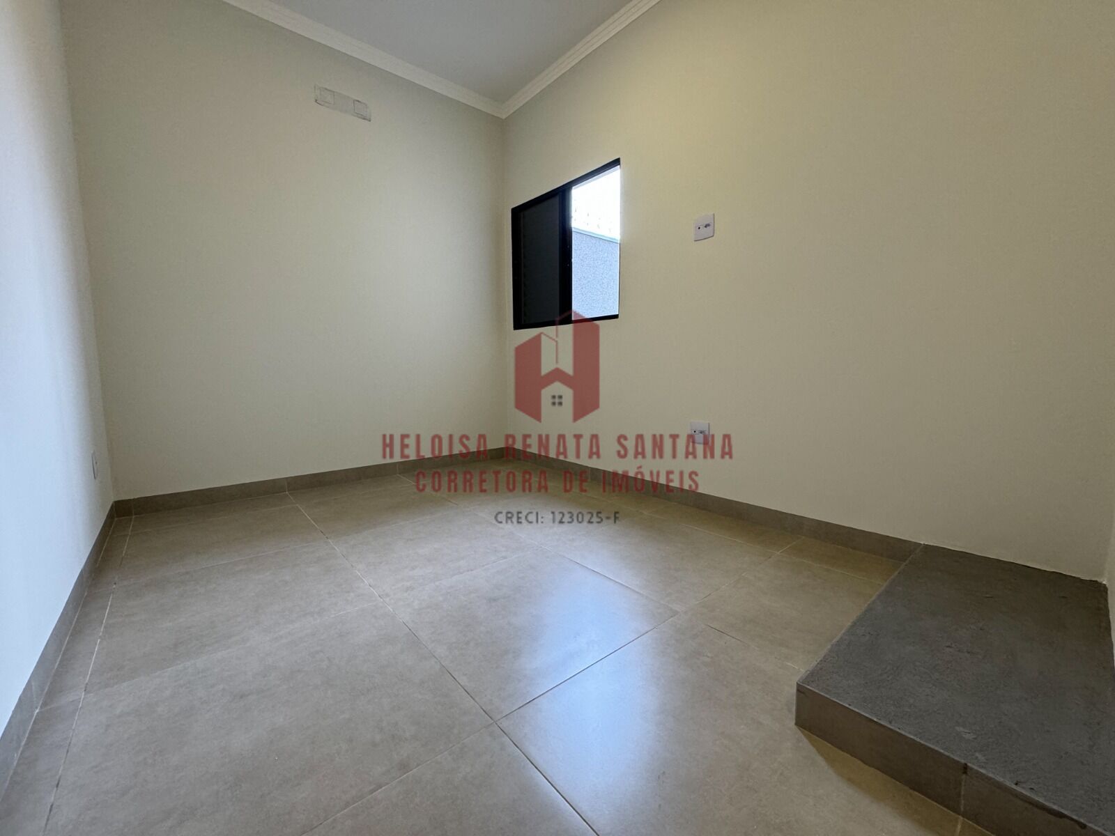 Casa com 3 quartos à venda, 100m² — foto 10 de 17