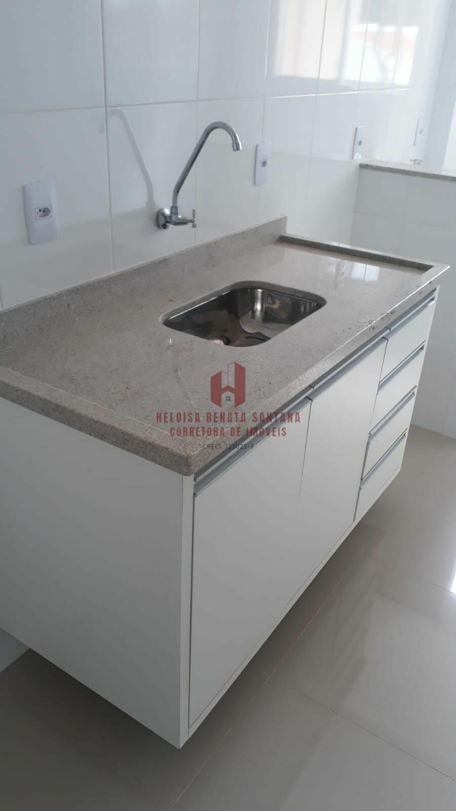 Apartamento com 2 quartos à venda, 70m² — foto 12 de 25