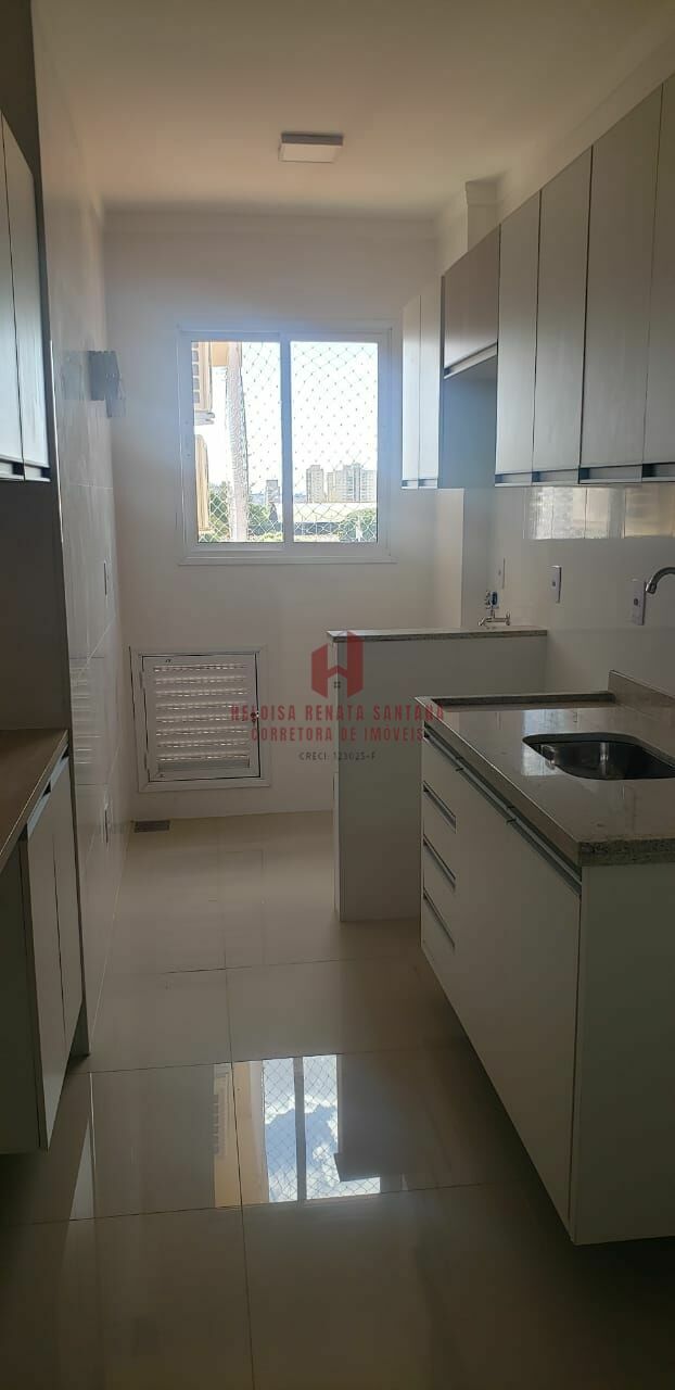 Apartamento com 2 quartos à venda, 70m² — foto 10 de 25