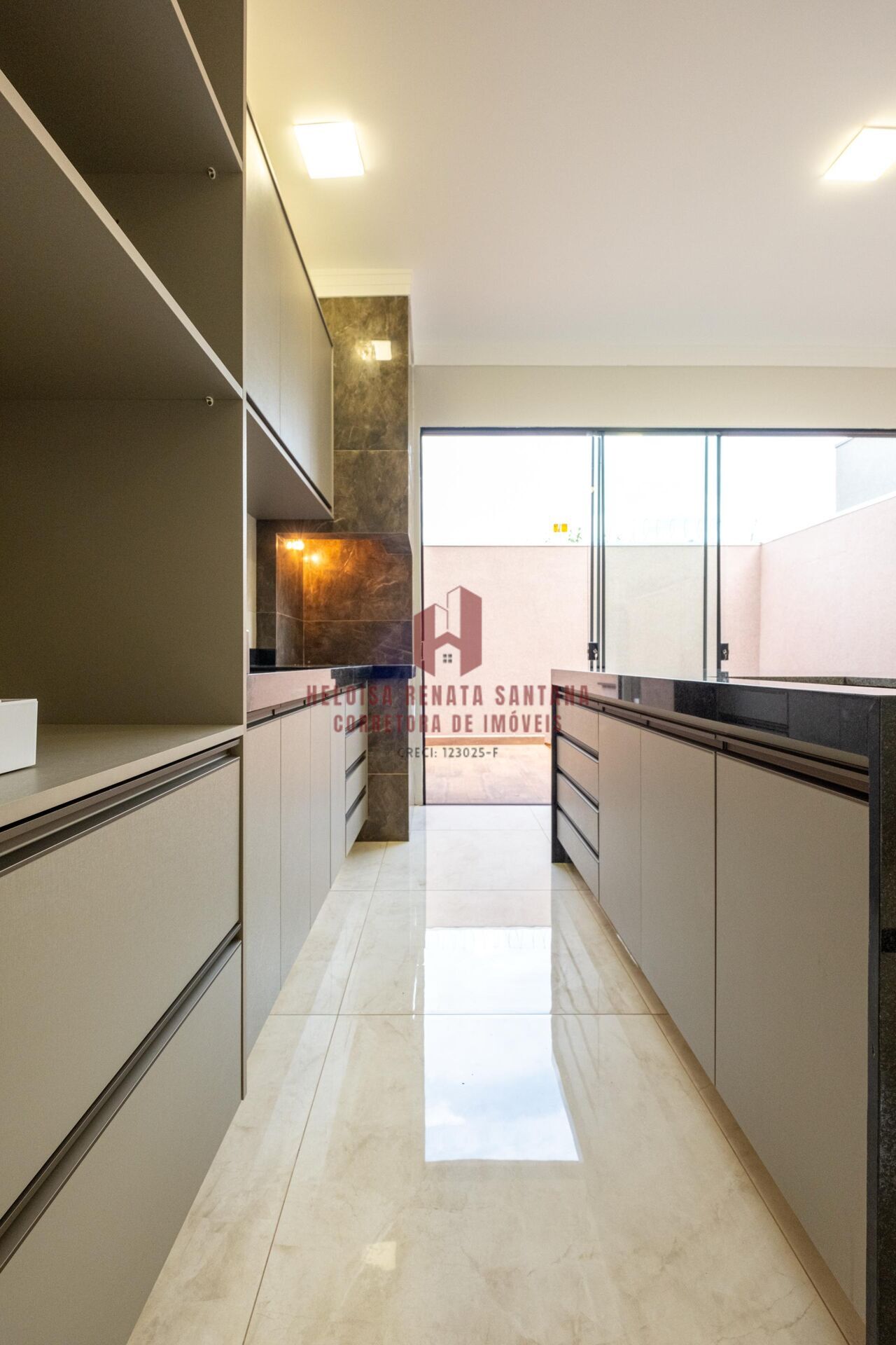 Casa com 3 quartos à venda, 120m² — foto 4 de 17