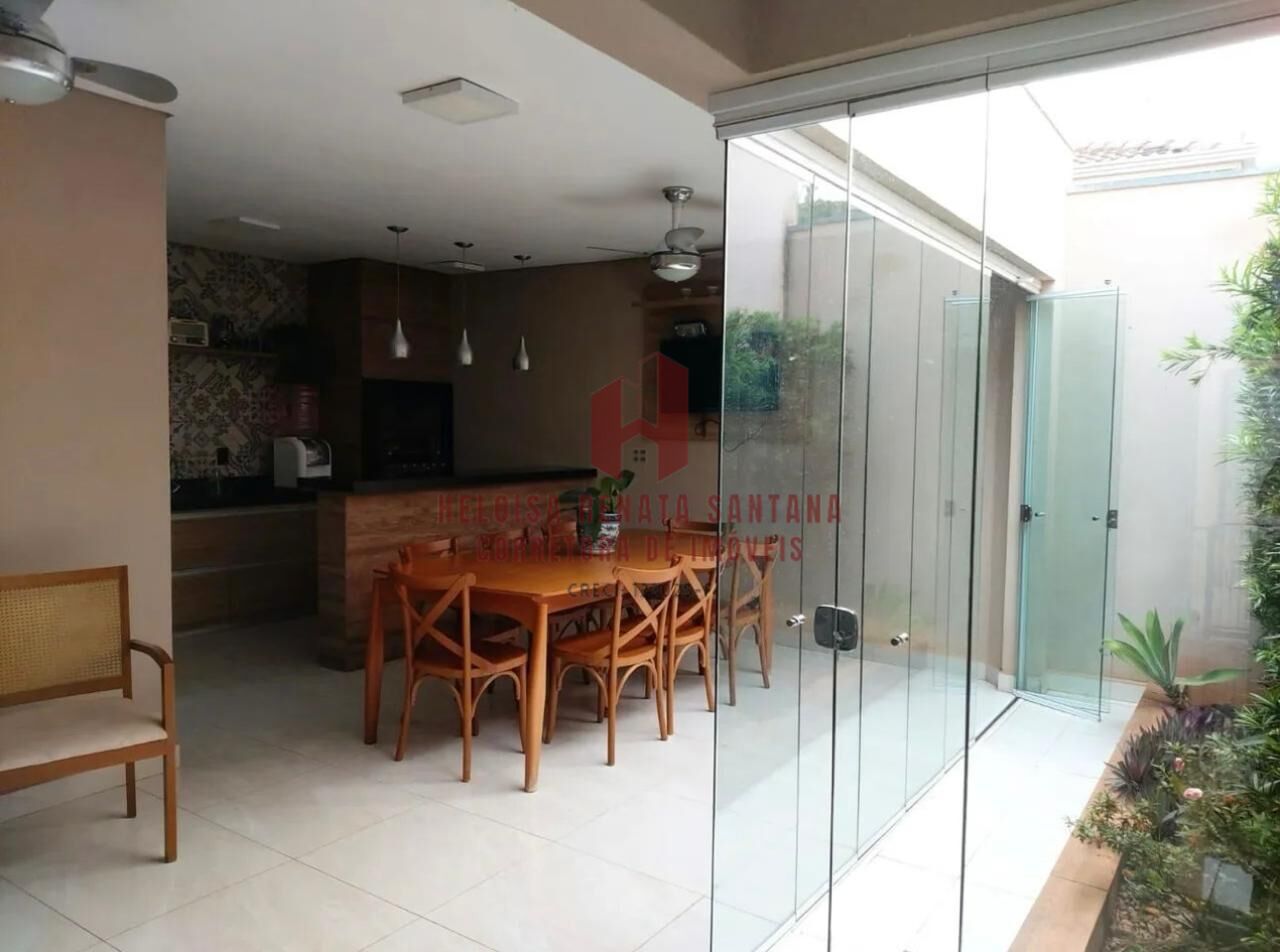 Casa de Condomínio com 3 quartos à venda, 160m² — foto 4 de 18
