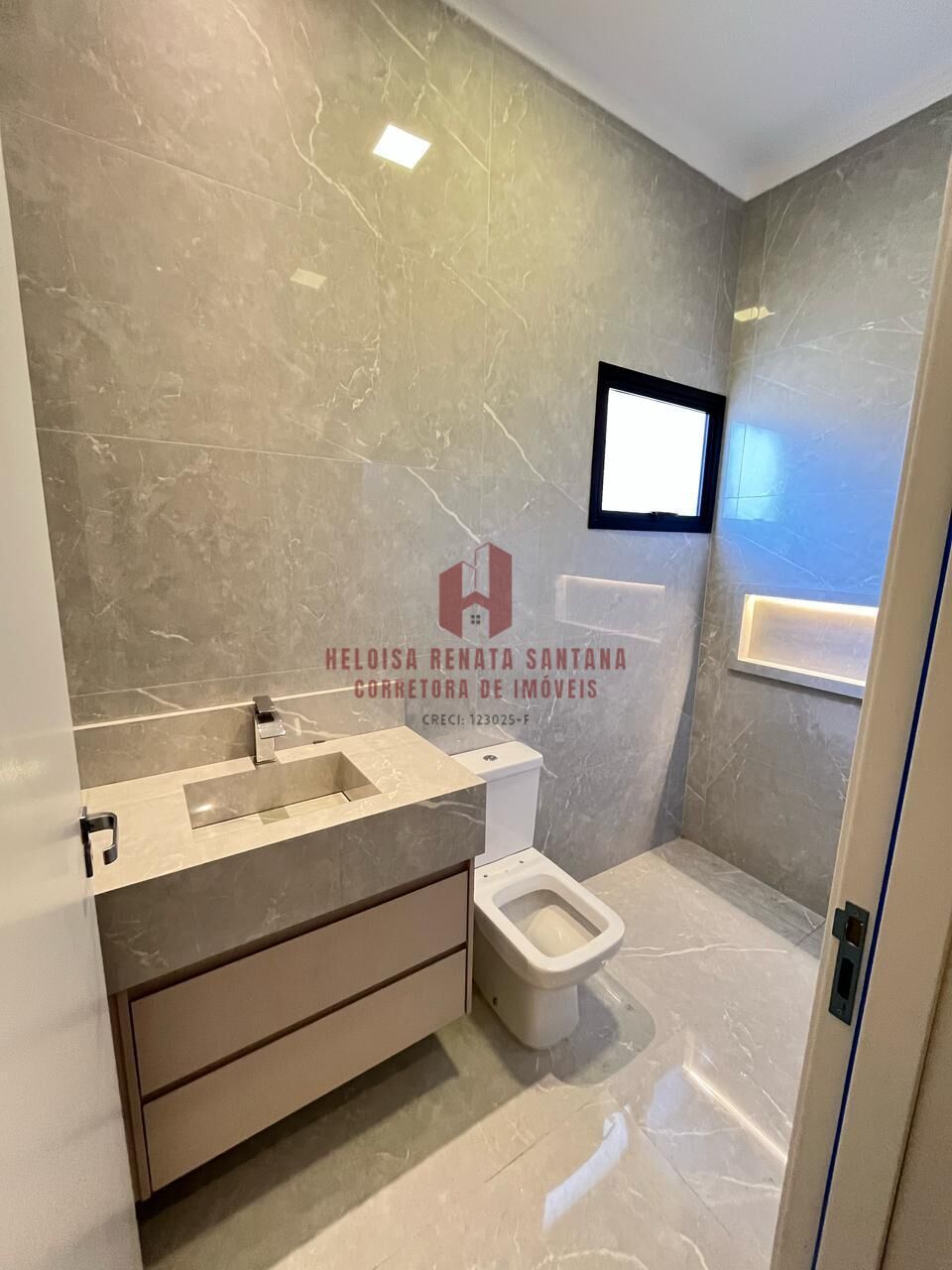Casa com 3 quartos à venda, 124m² — foto 35 de 42
