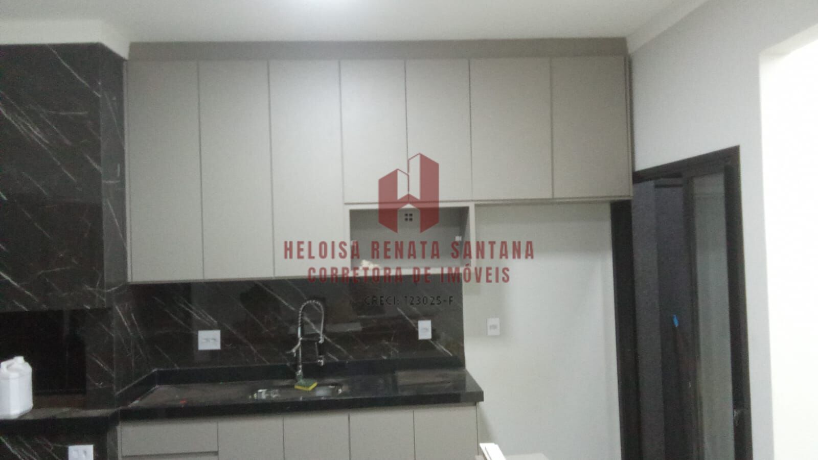 Casa com 3 quartos à venda, 105m² — foto 6 de 13